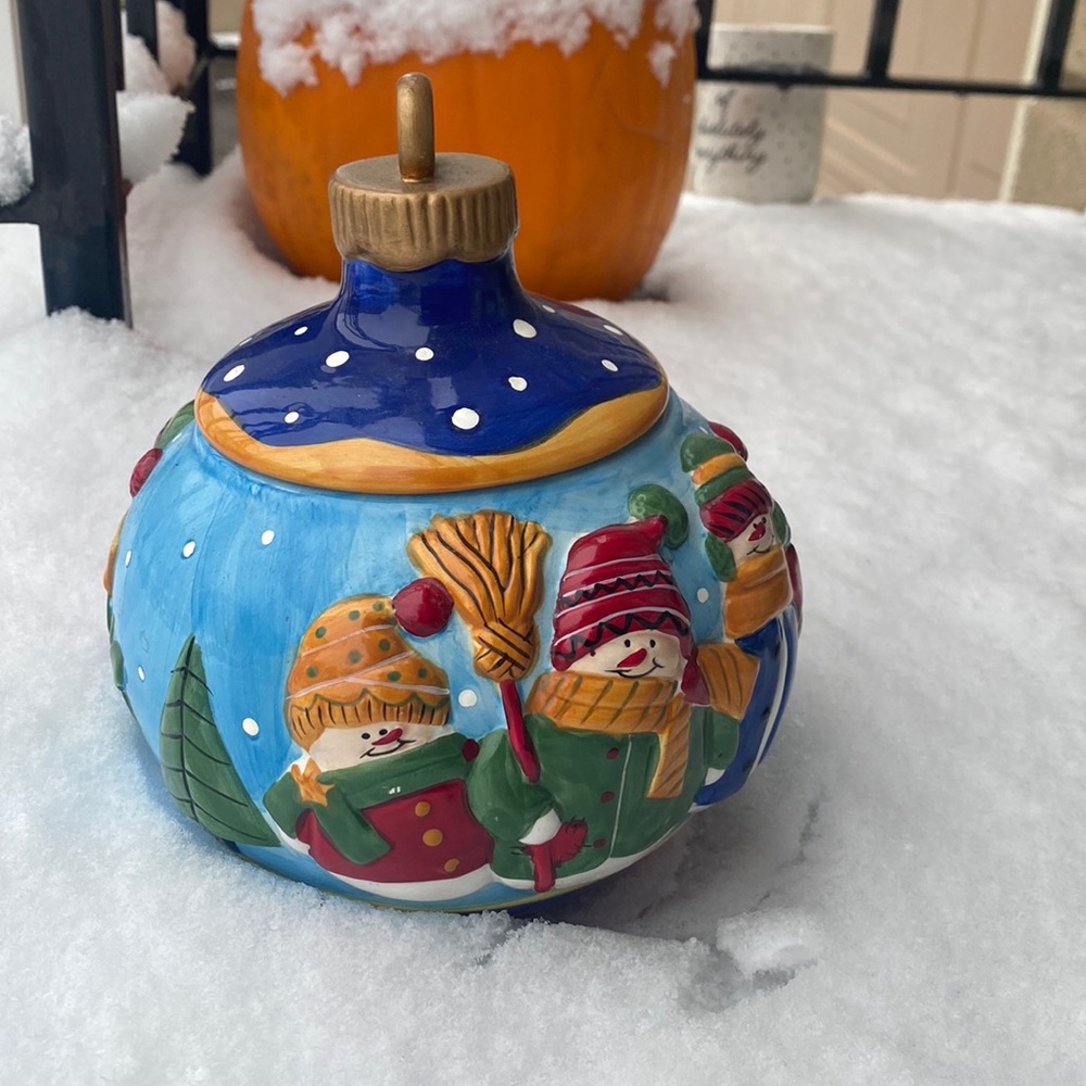 Super cute cookie jar perfect condition 🍪
